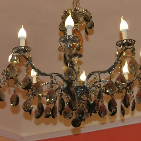 Pensión La Rondinella Carini